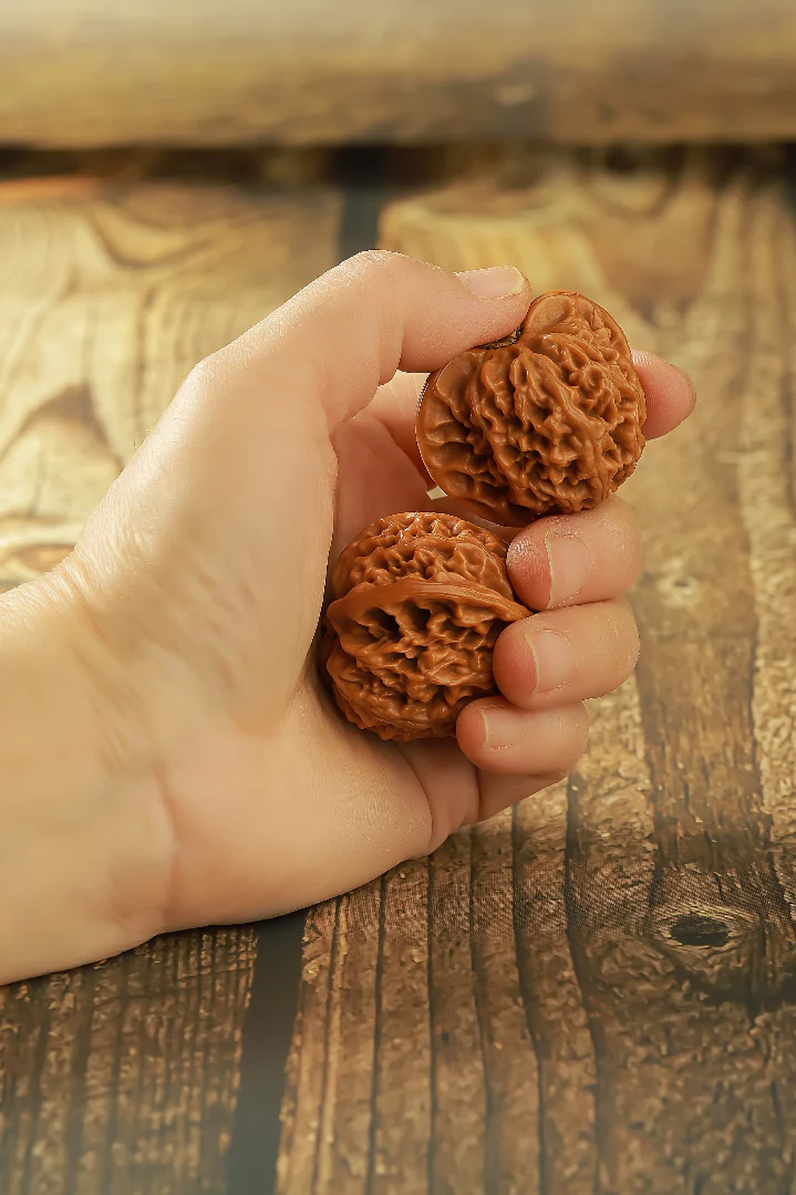 Thumb 4
